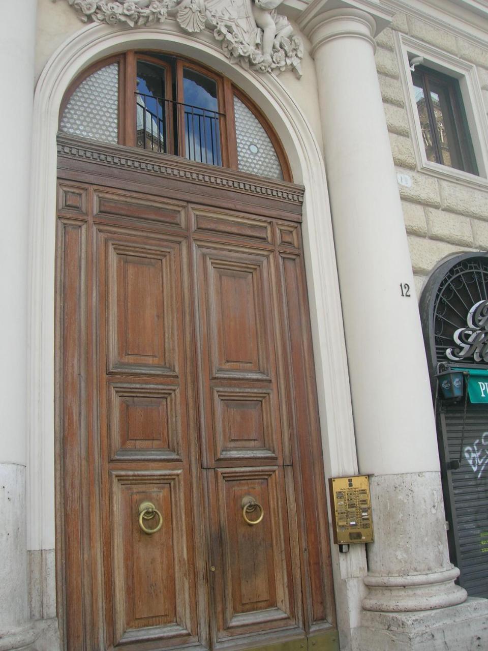 Light Inn Affittacamere Рим Экстерьер фото