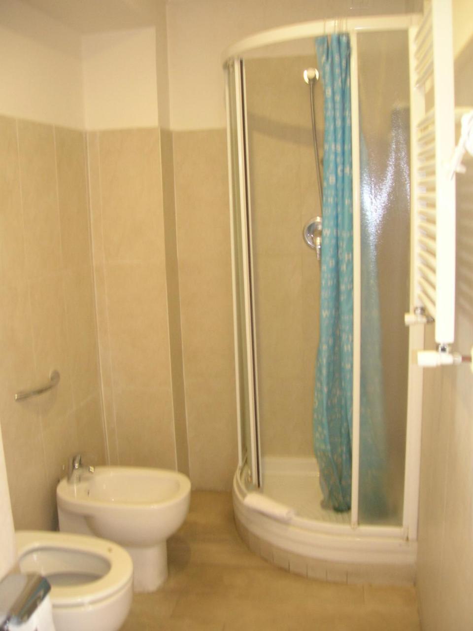 Light Inn Affittacamere Рим Экстерьер фото