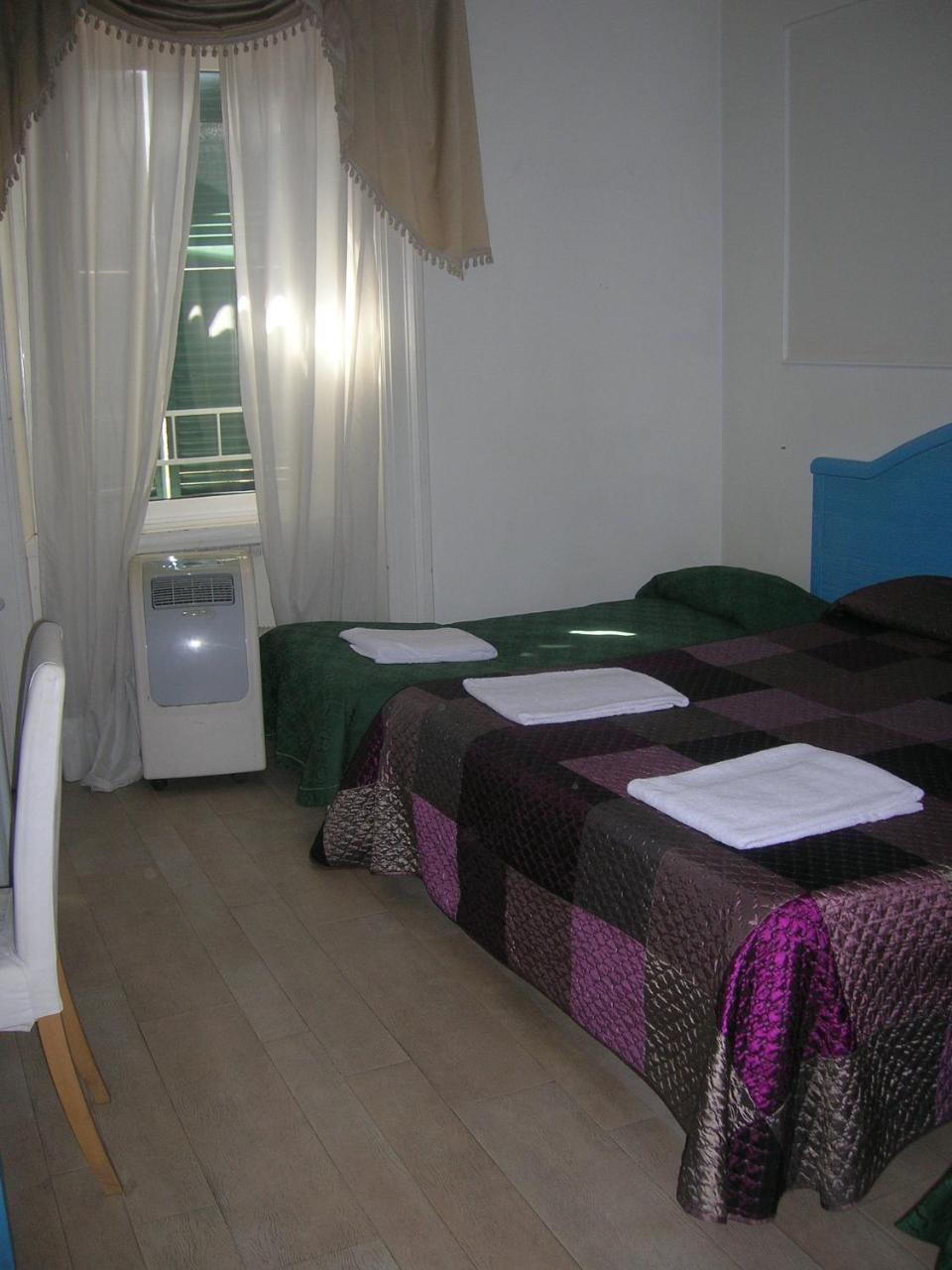 Light Inn Affittacamere Рим Экстерьер фото
